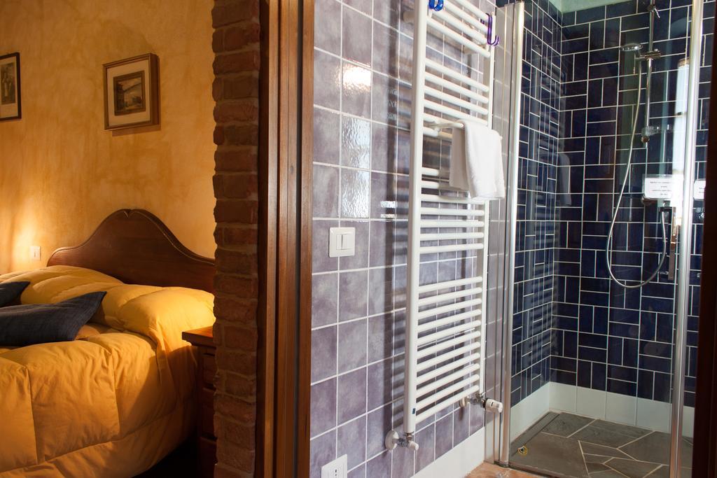 บีแอนด์บี เลอ กาเซลเล Bed & Breakfast ลูชินญาโน ห้อง รูปภาพ