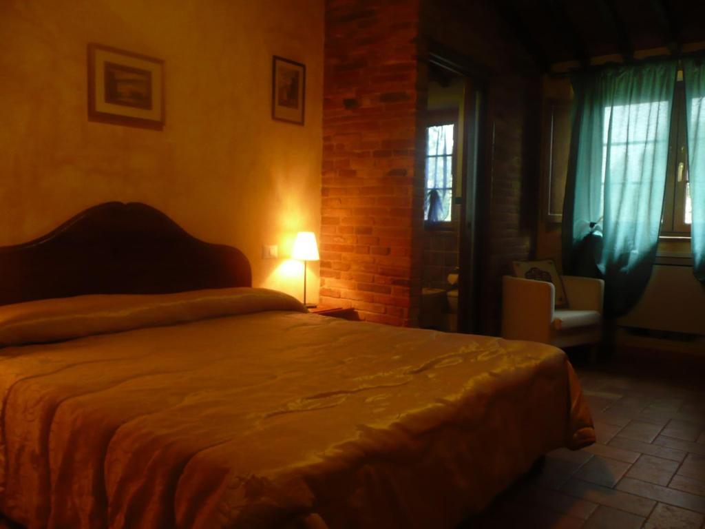 บีแอนด์บี เลอ กาเซลเล Bed & Breakfast ลูชินญาโน ห้อง รูปภาพ